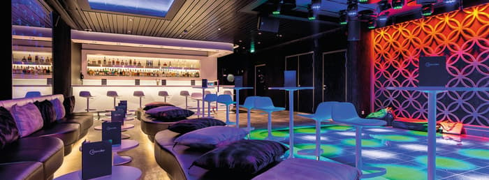TUI Cruises Mein Schiff 5 Interior Abroad Bar.jpg
